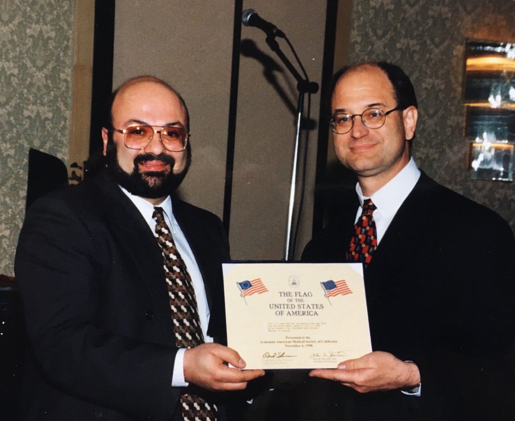 Dr. David Davtyan Receiving Commendation From U.s. Congressman Brad Sherman In Los Angeles